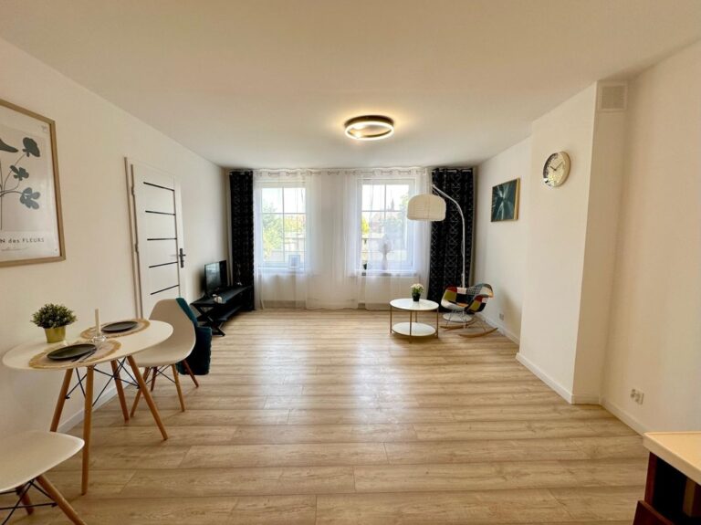 2-pokojowe mieszkanie|śródmieście|kamienica