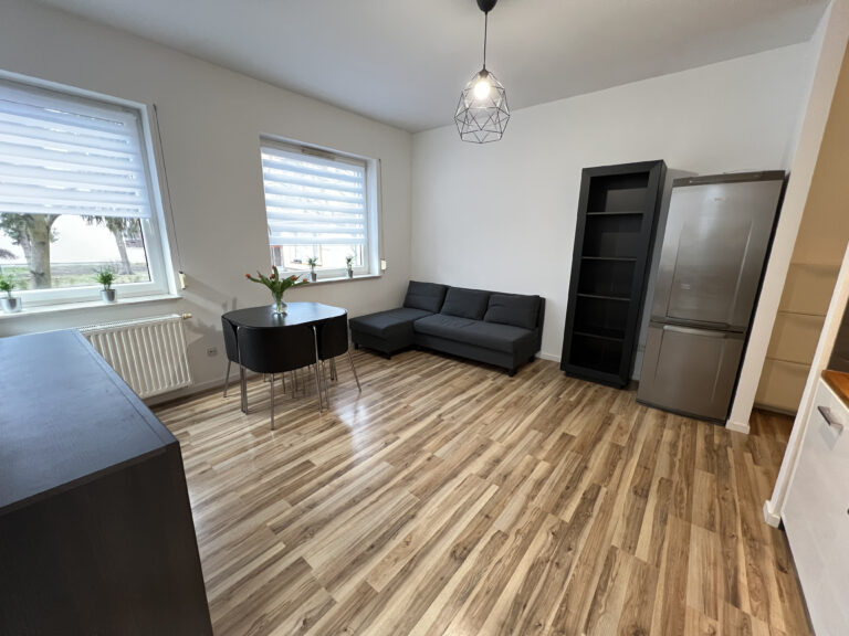 Nowoczesna kawalerka z tarasem 8 m²