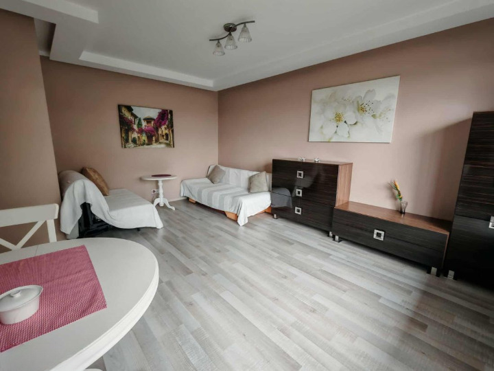 Nowoczesne 2 pokoje | Balkon przez całą szerokość