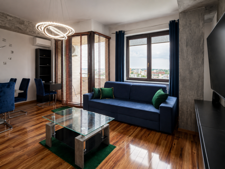 Apartament w centrum, 60m2 2-pok,